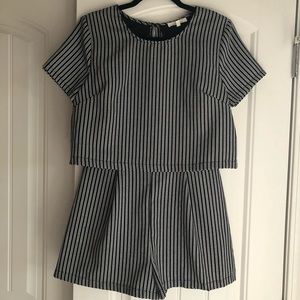 Vestique Black & White Open-Back Romper